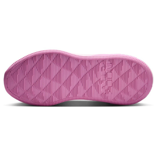Nike Air Zoom Bella 7